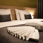 Ha 4*