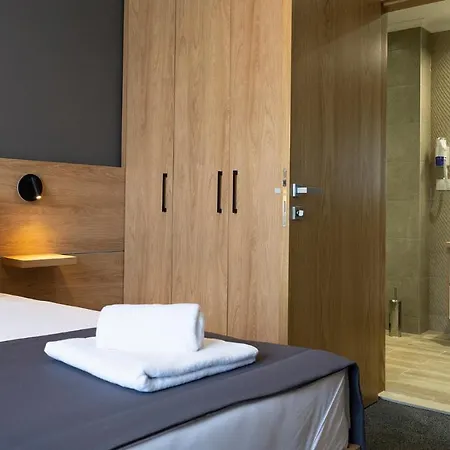 Ha 호텔 모스타르